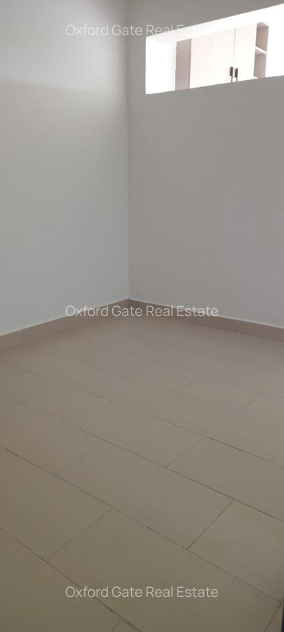 1 Bed Apartment with En Suite at Kirawa Road - 3