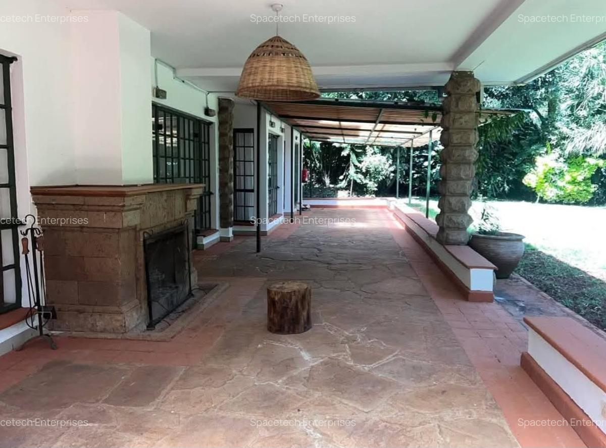 5 Bed Townhouse with En Suite in Rosslyn - 5