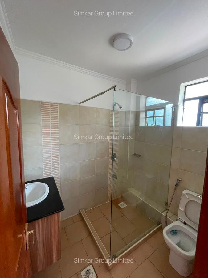 5 Bed Townhouse with En Suite at Kitisuru West - 15