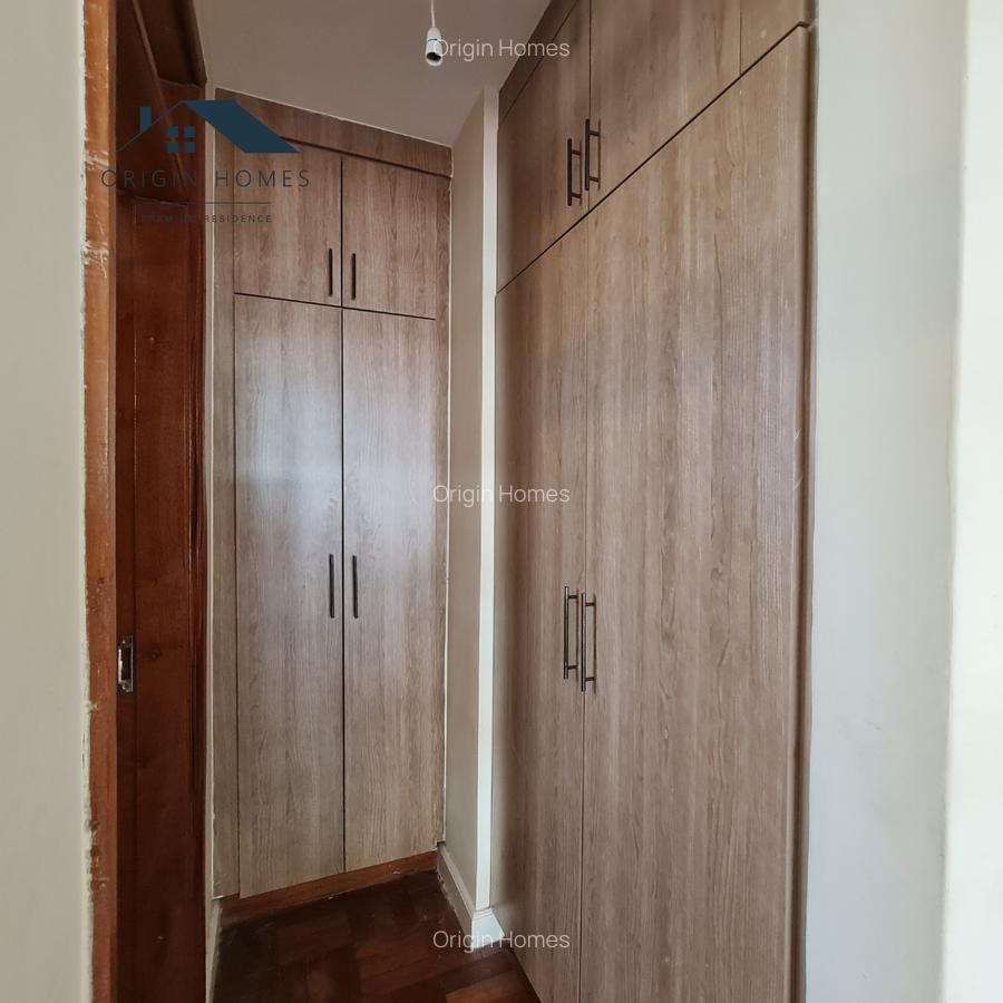 3 Bed Apartment with En Suite at Riverside Drive - 9