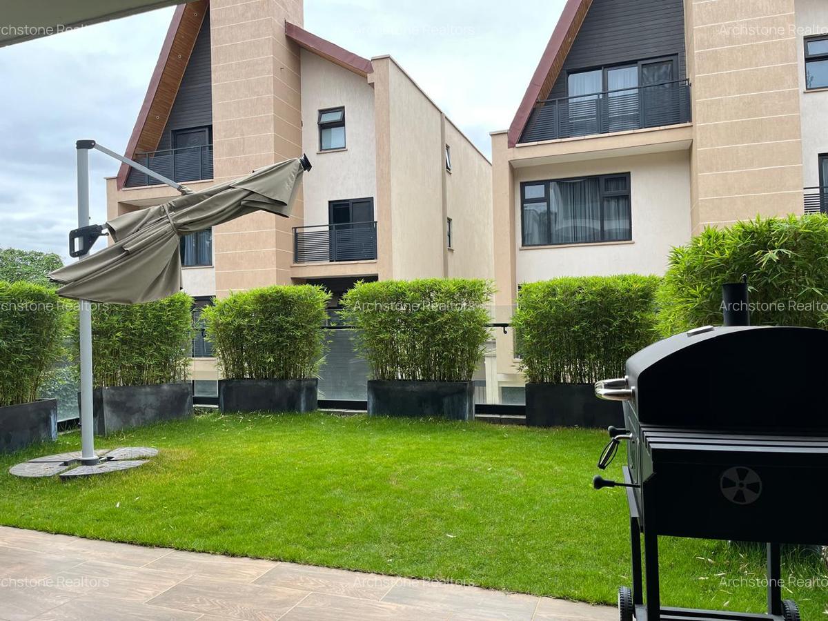 4 Bed Townhouse with En Suite in Lavington - 14