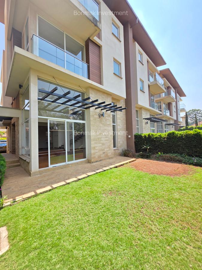 4 Bed Townhouse with En Suite at Lavington Green - 5