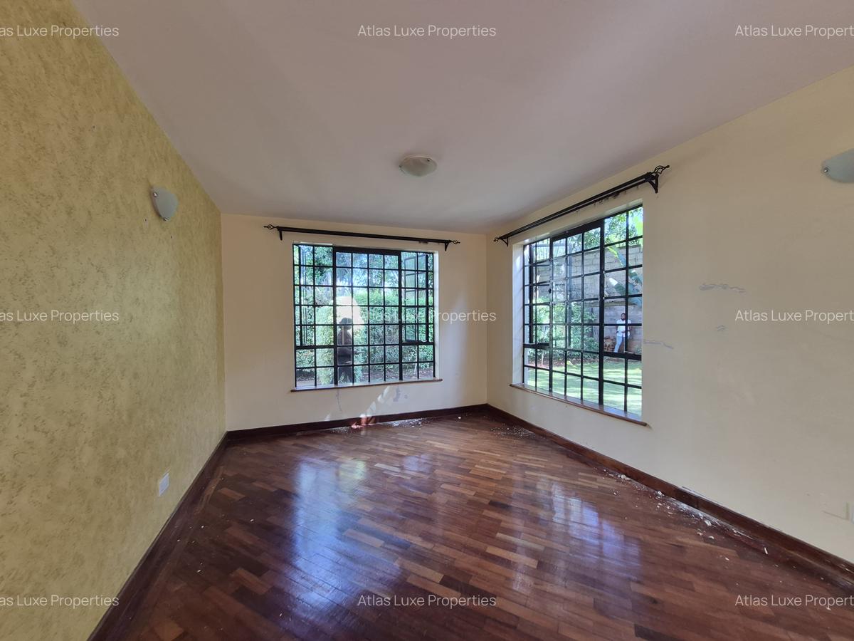 4 Bed Townhouse with En Suite in Kiambu Road - 14