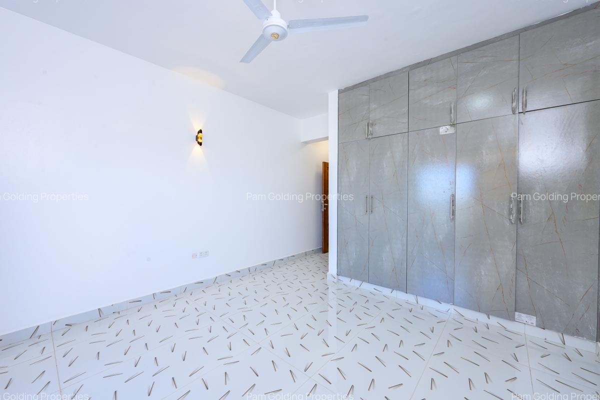 3 Bed Apartment with En Suite at Pwani Road - 7