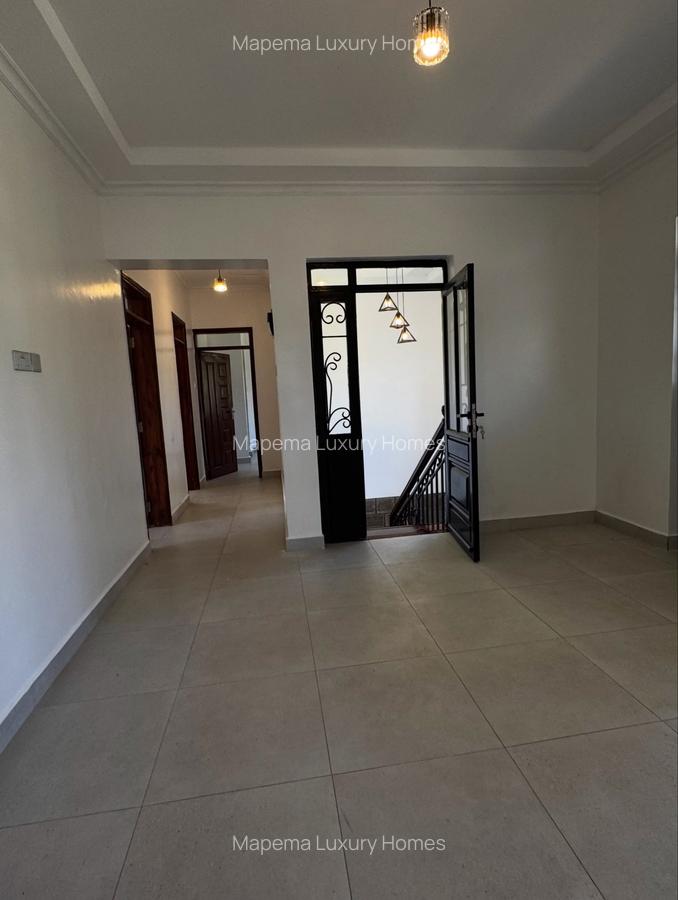 5 Bed House with En Suite at Ndege Road - 4