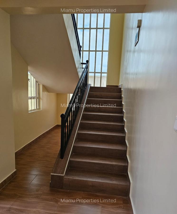 4 Bed House with En Suite at Karunguro - 19
