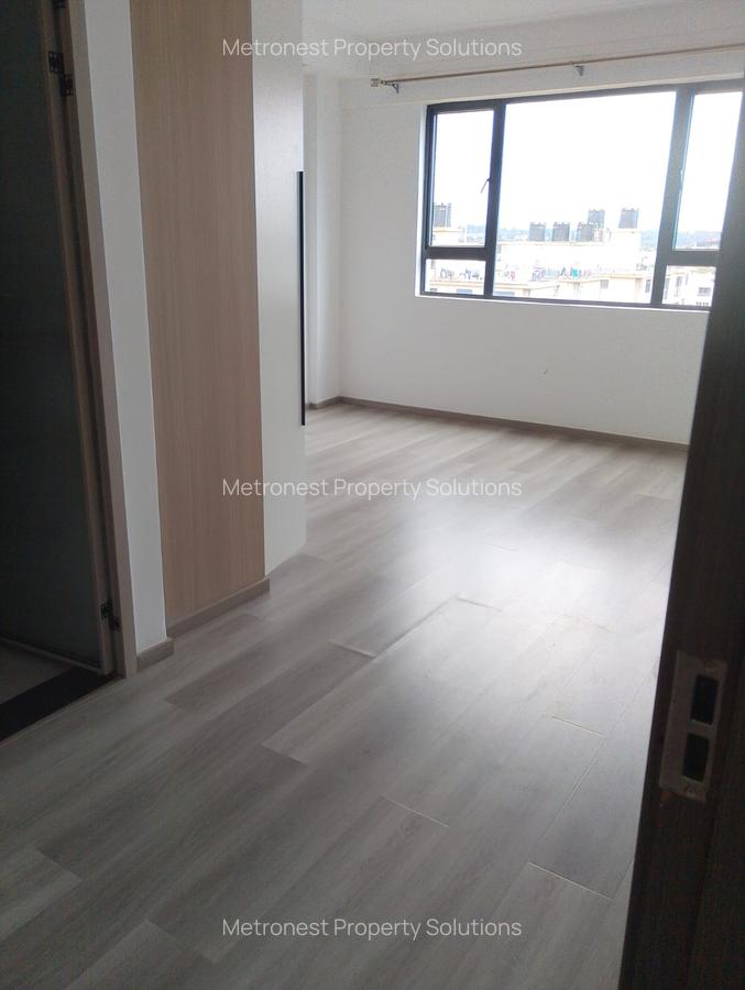 3 Bed Apartment with En Suite at Valley Arcade - 3