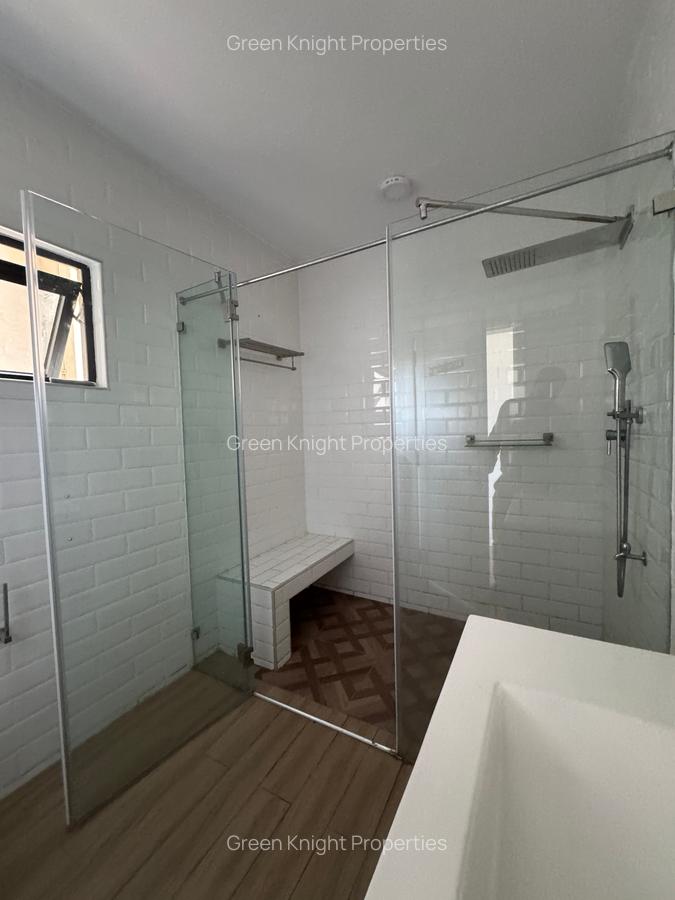 Serviced 2 Bed Apartment with En Suite in Lavington - 14