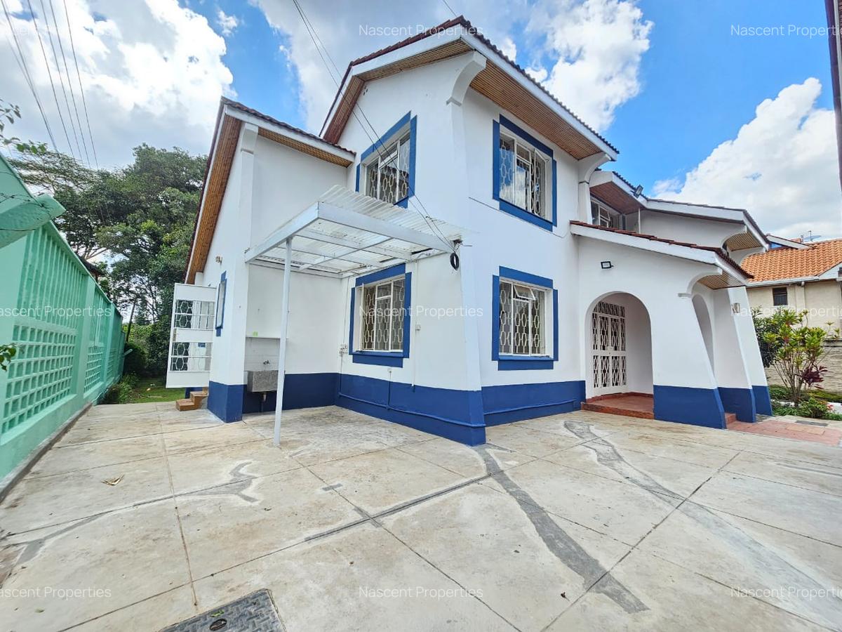 4 Bed House with En Suite in Runda - 17