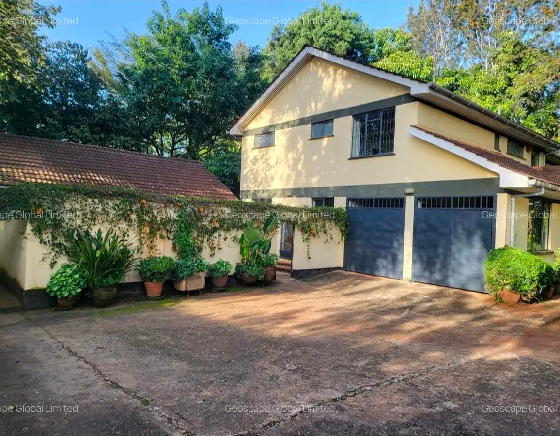5 Bed House with En Suite in Nyari - 4