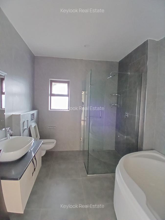 Furnished 3 Bed Apartment with En Suite at Mandera Road - 12