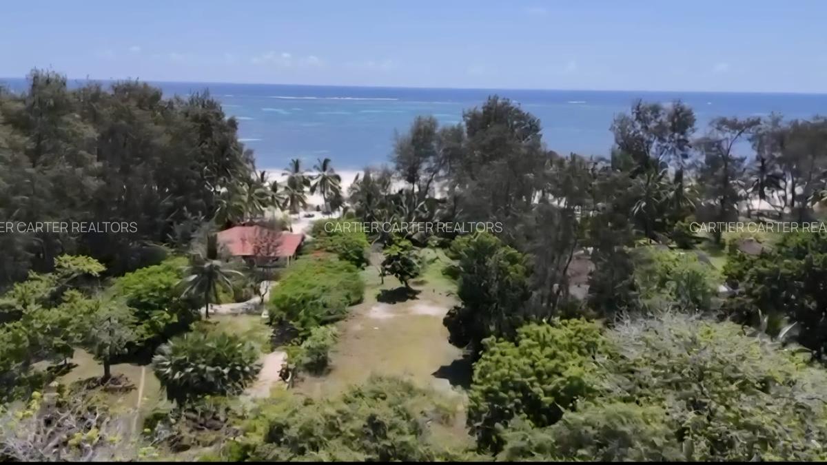 3 Bed House with En Suite in Diani - 1