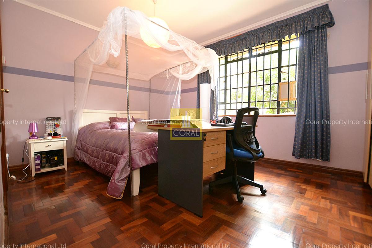 5 Bed Townhouse in Westlands Area - 9