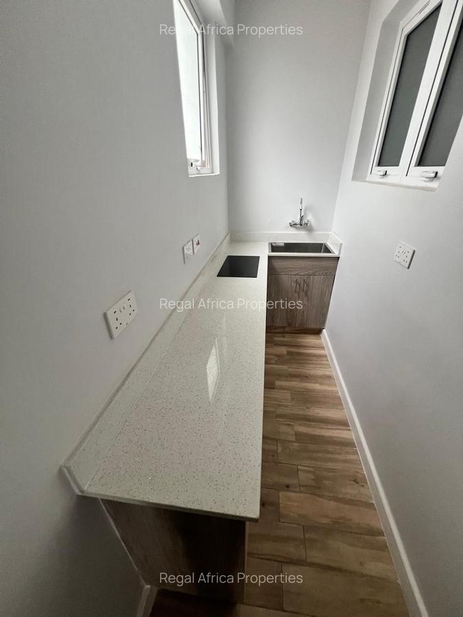 Serviced 4 Bed Apartment with En Suite at Nyeri Road - 18