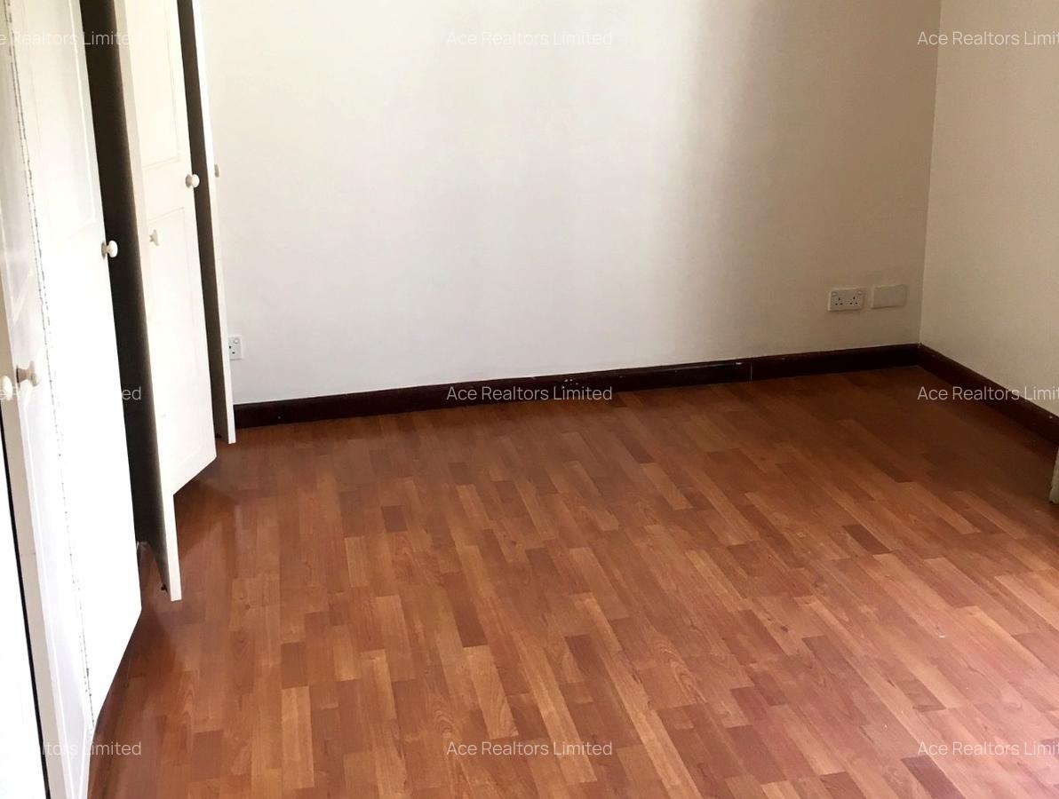 4 Bed House with Staff Quarters at Runda Groove - 15
