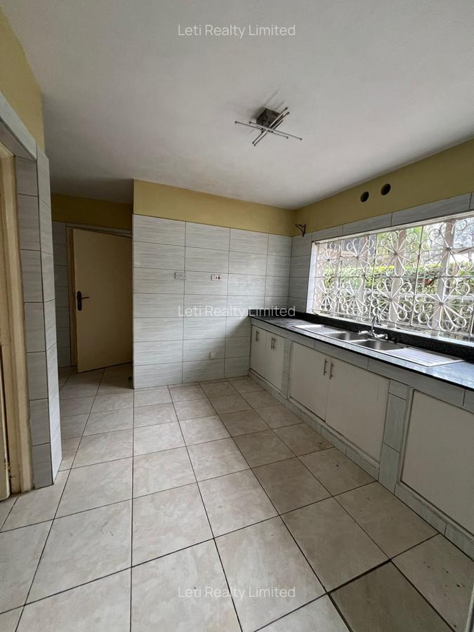4 Bed Townhouse with En Suite in Kilimani - 6