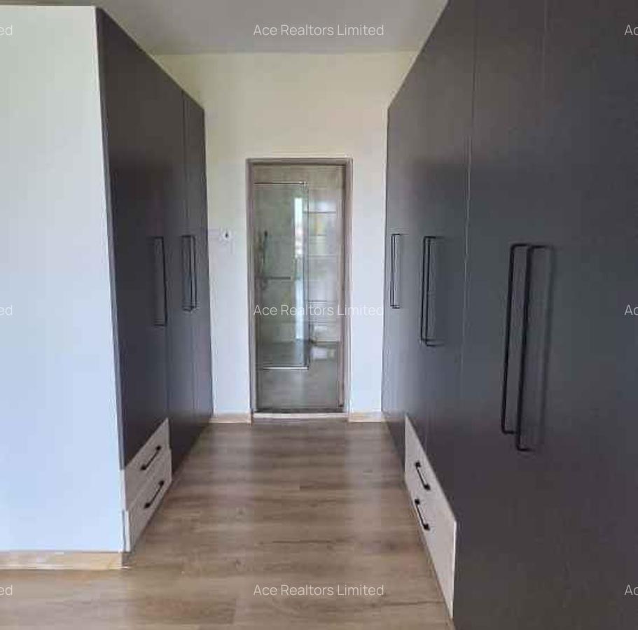 5 Bed Apartment with En Suite at Parklands - 3
