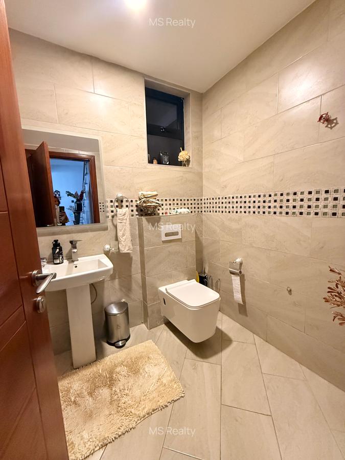 4 Bed Townhouse with En Suite in Spring Valley - 15