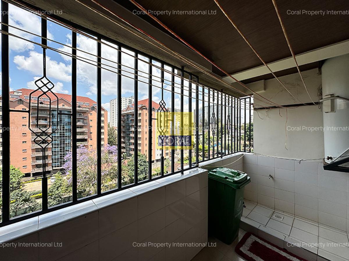 4 Bed Apartment in Kilimani - 9
