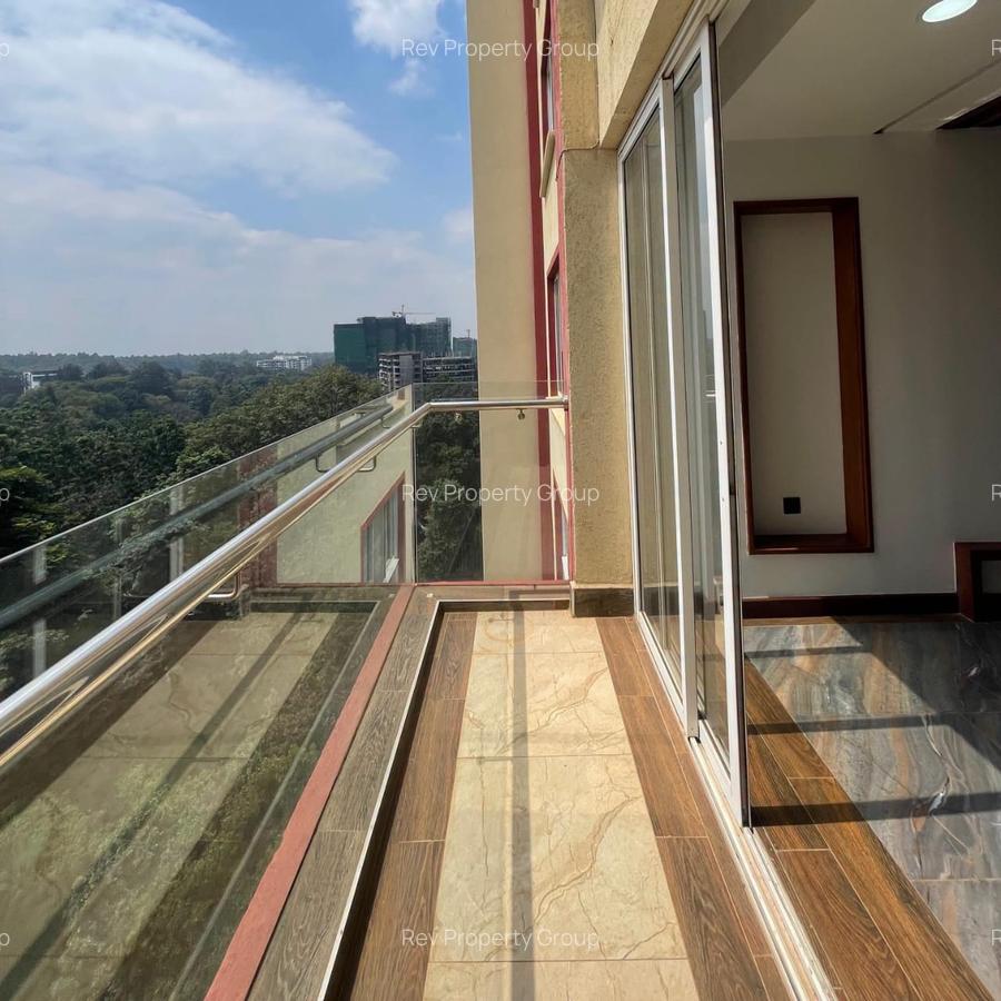 4 Bed Apartment with En Suite in General Mathenge - 2