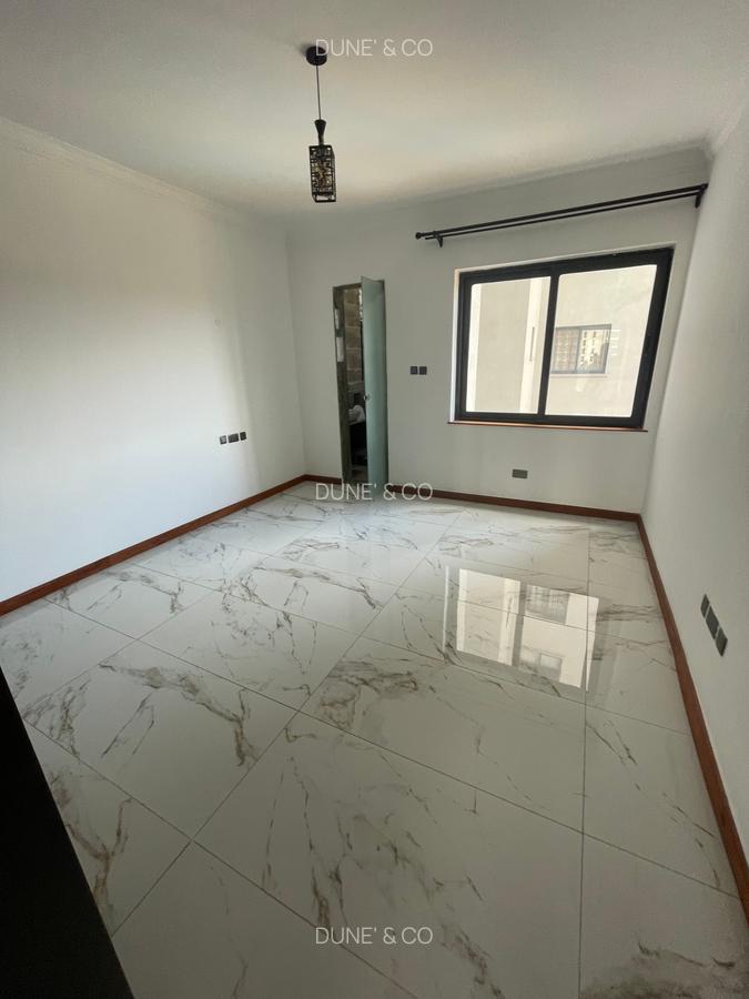 Serviced 3 Bed Apartment with En Suite in Kileleshwa - 13