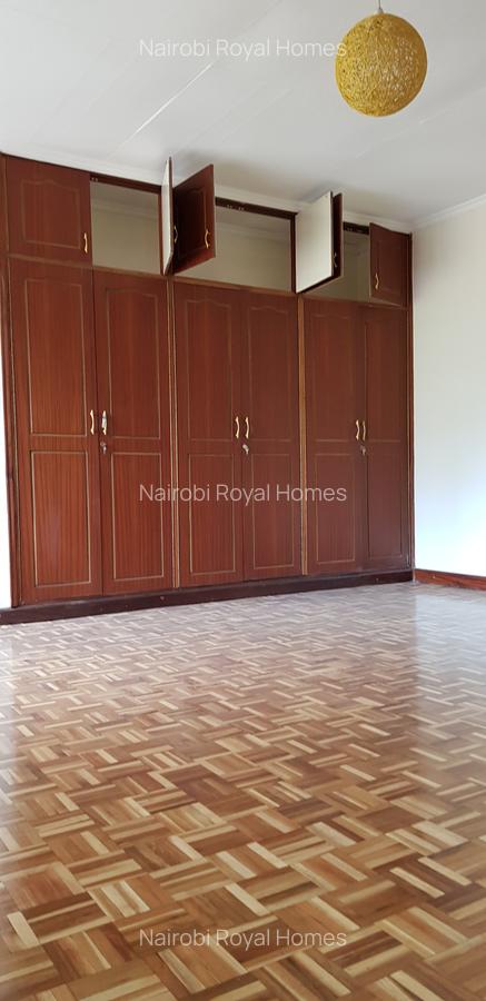 4 Bed Townhouse with En Suite at Lavington Green - 14