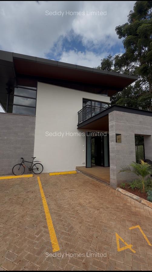 4 Bed Townhouse with En Suite in Runda - 2