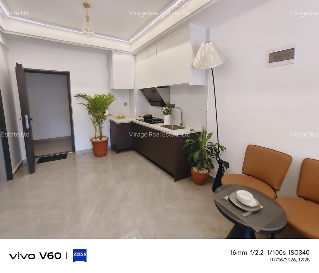 1 Bed Apartment with Swimming Pool in Kileleshwa - 2