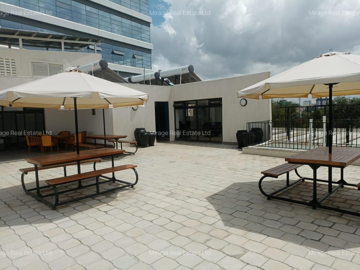2 Bed Apartment with En Suite in Riverside - 13