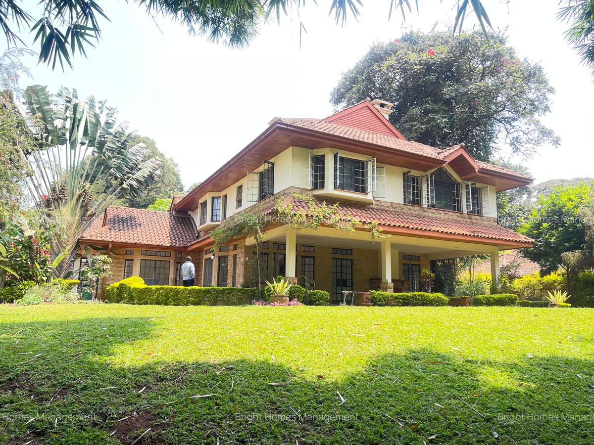 5 Bed Villa with En Suite in Rosslyn - 20