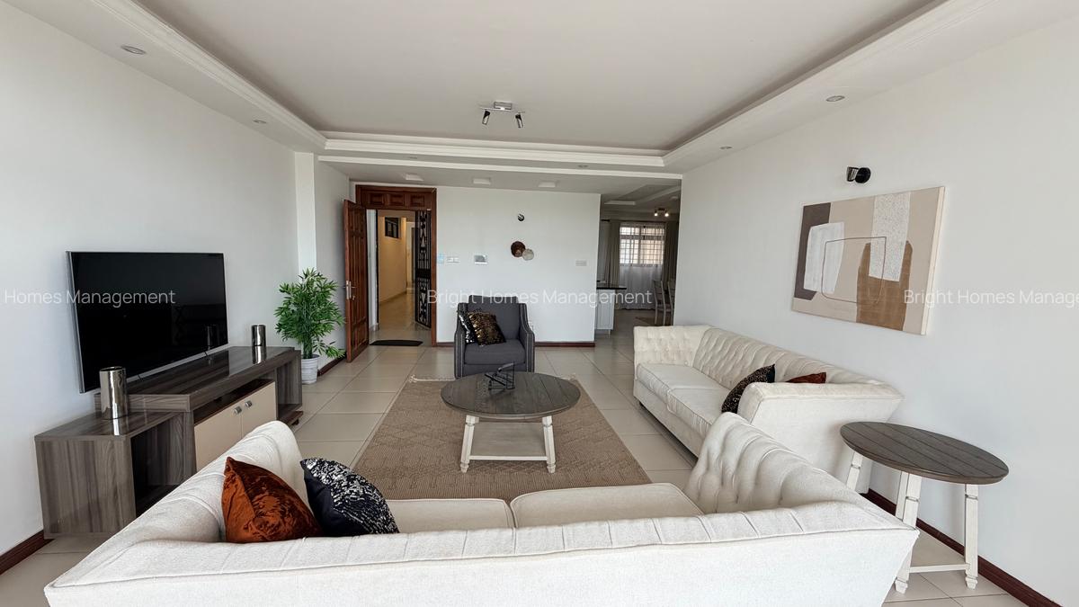 Serviced 3 Bed Apartment with En Suite in Westlands Area - 15