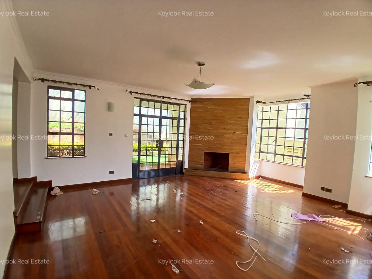 5 Bed Townhouse with En Suite in Lavington - 5