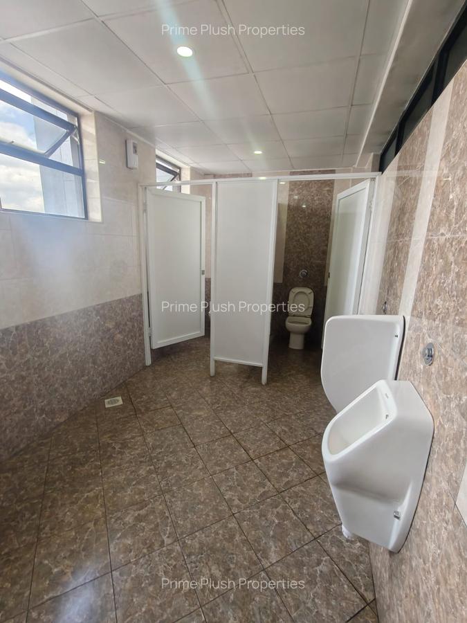 6,068 ft² Commercial Property with Lift in Westlands Area - 12