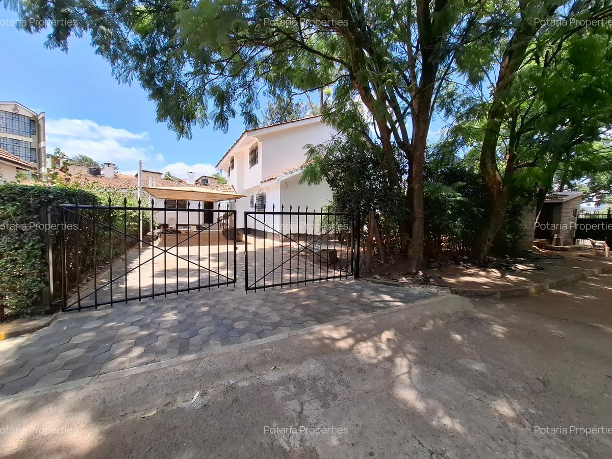 4 Bed Townhouse with Garden in Kilimani - 5