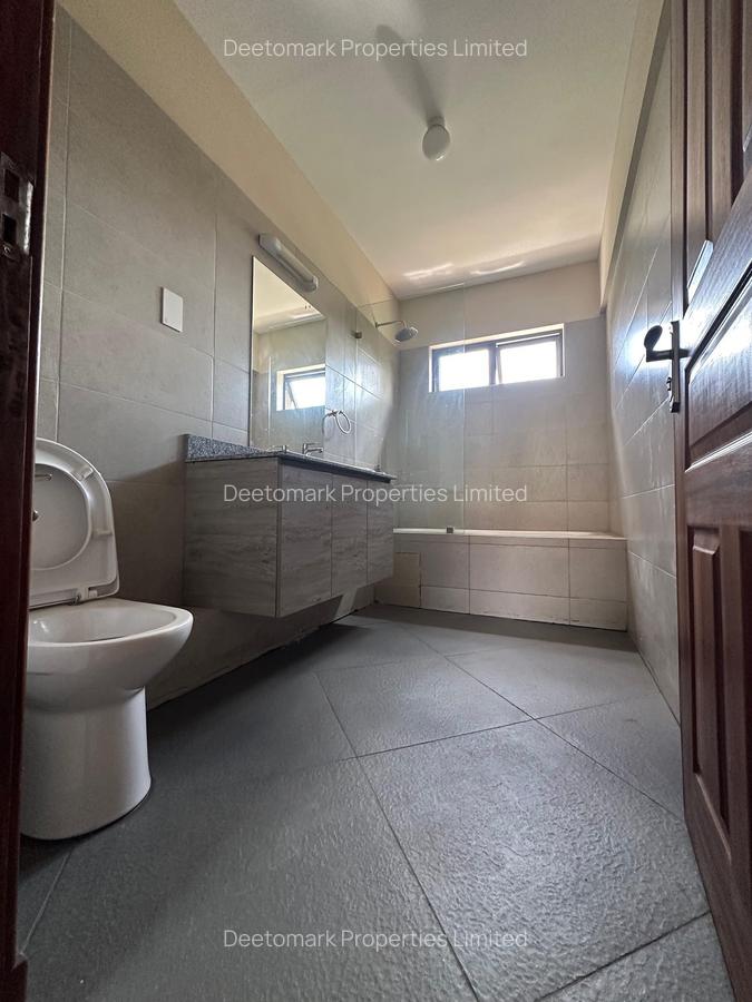 3 Bed Apartment with En Suite at Kileleshwa - 17