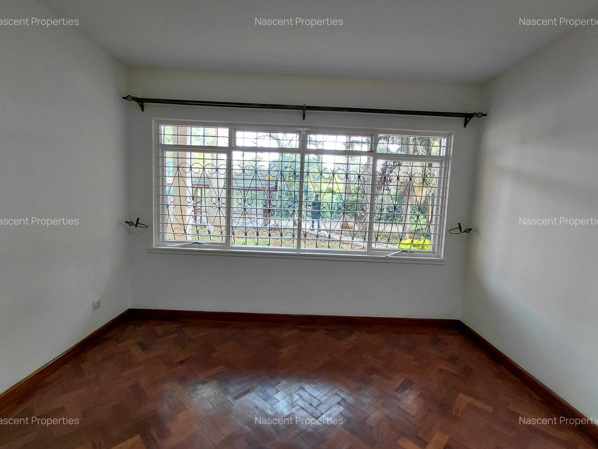 5 Bed House with En Suite in Kitisuru - 9