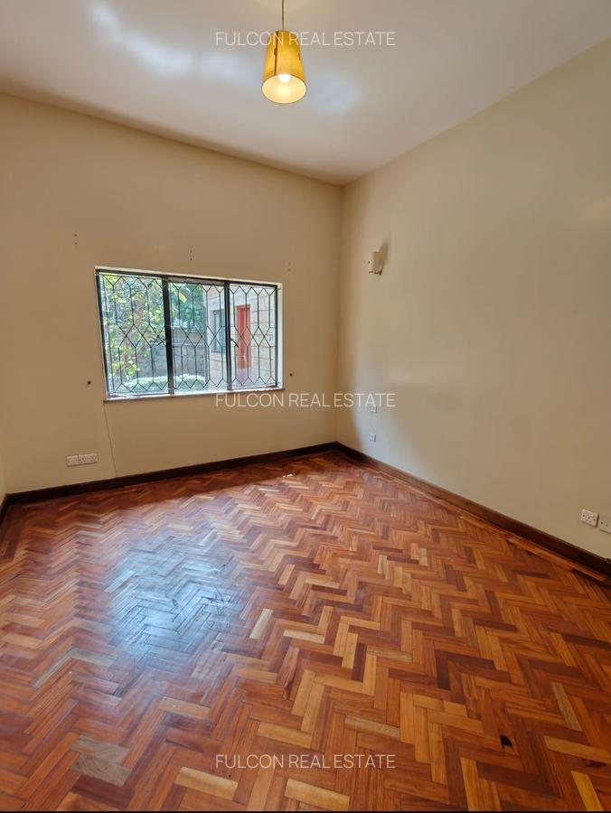 4 Bed Villa with En Suite in Karen - 8