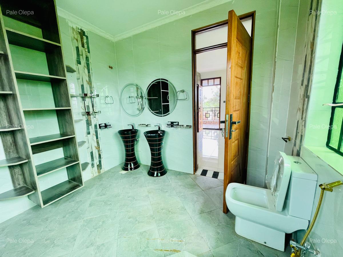 4 Bed House with En Suite at Uhuru Road - 8