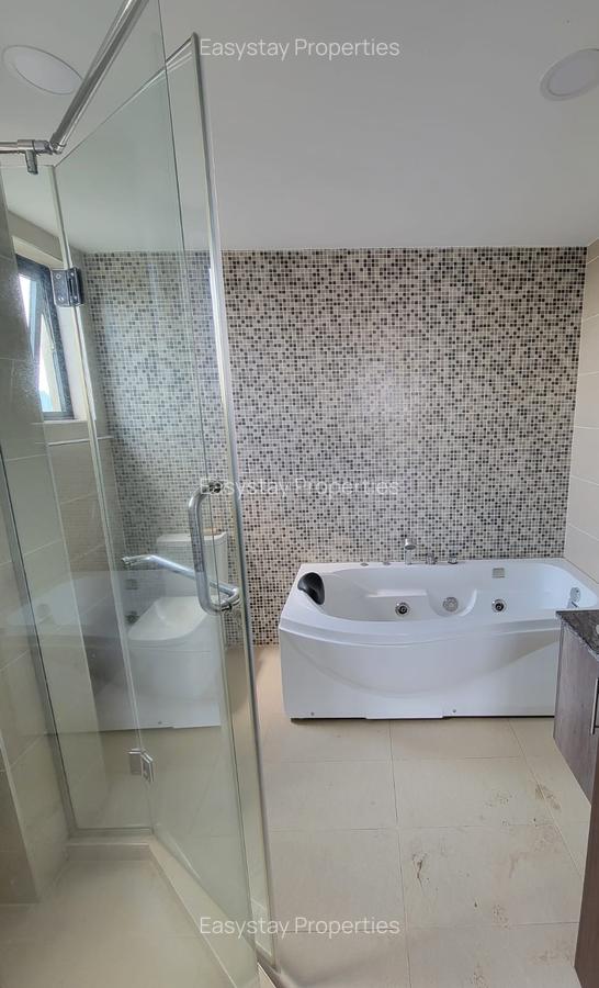 4 Bed Apartment with En Suite in Lavington - 2