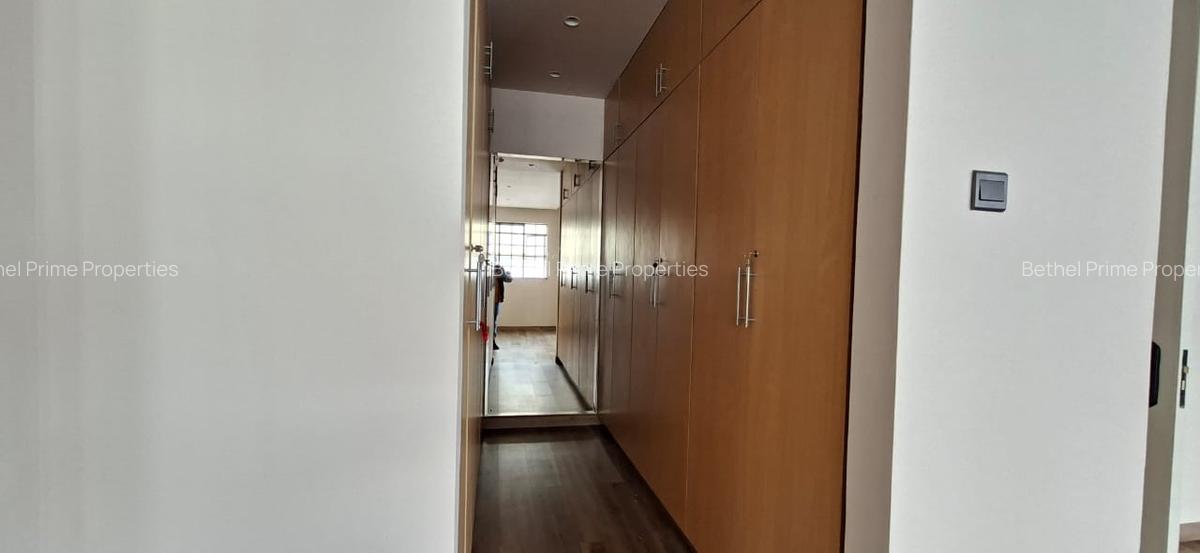 4 Bed Townhouse with En Suite in Spring Valley - 14
