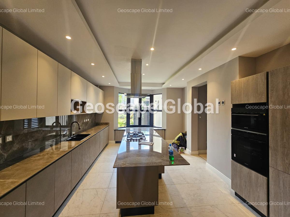 3 Bed Apartment with En Suite in Runda - 9