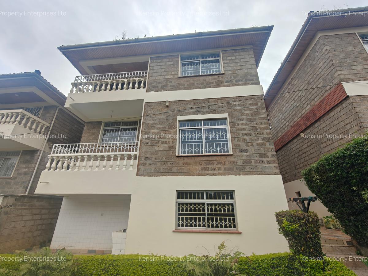 5 Bed Townhouse with En Suite in Lavington - 5