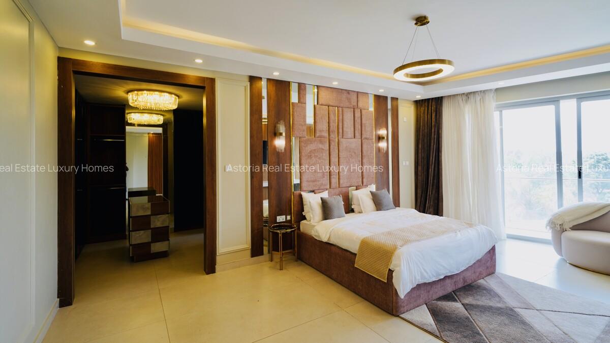 4 Bed Apartment with En Suite at 2026-510 - 9