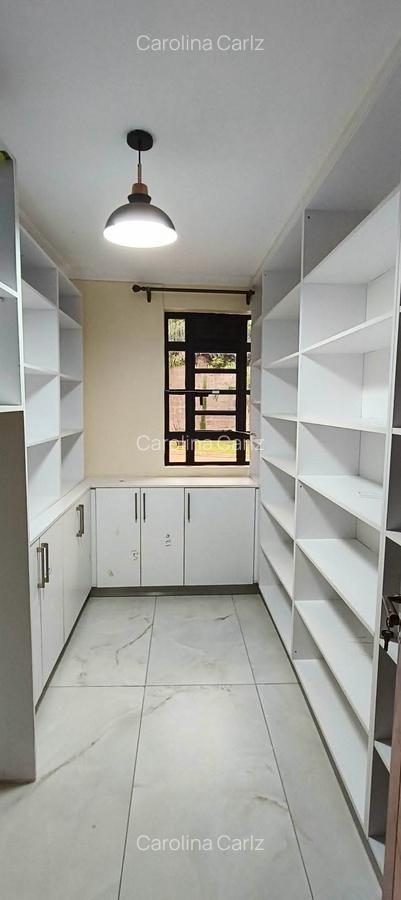 5 Bed Townhouse with En Suite at New Kitisuru - 15