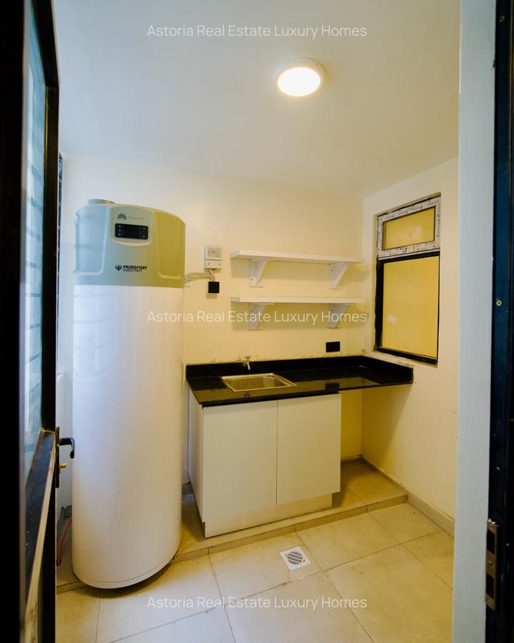 4 Bed Apartment with En Suite at 2026-429 4 Bed - 19