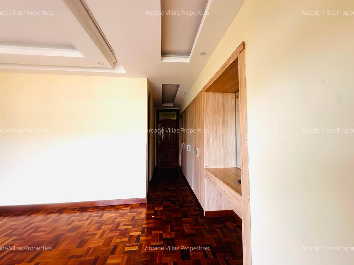 2 Bed Apartment with En Suite in Kileleshwa - 17