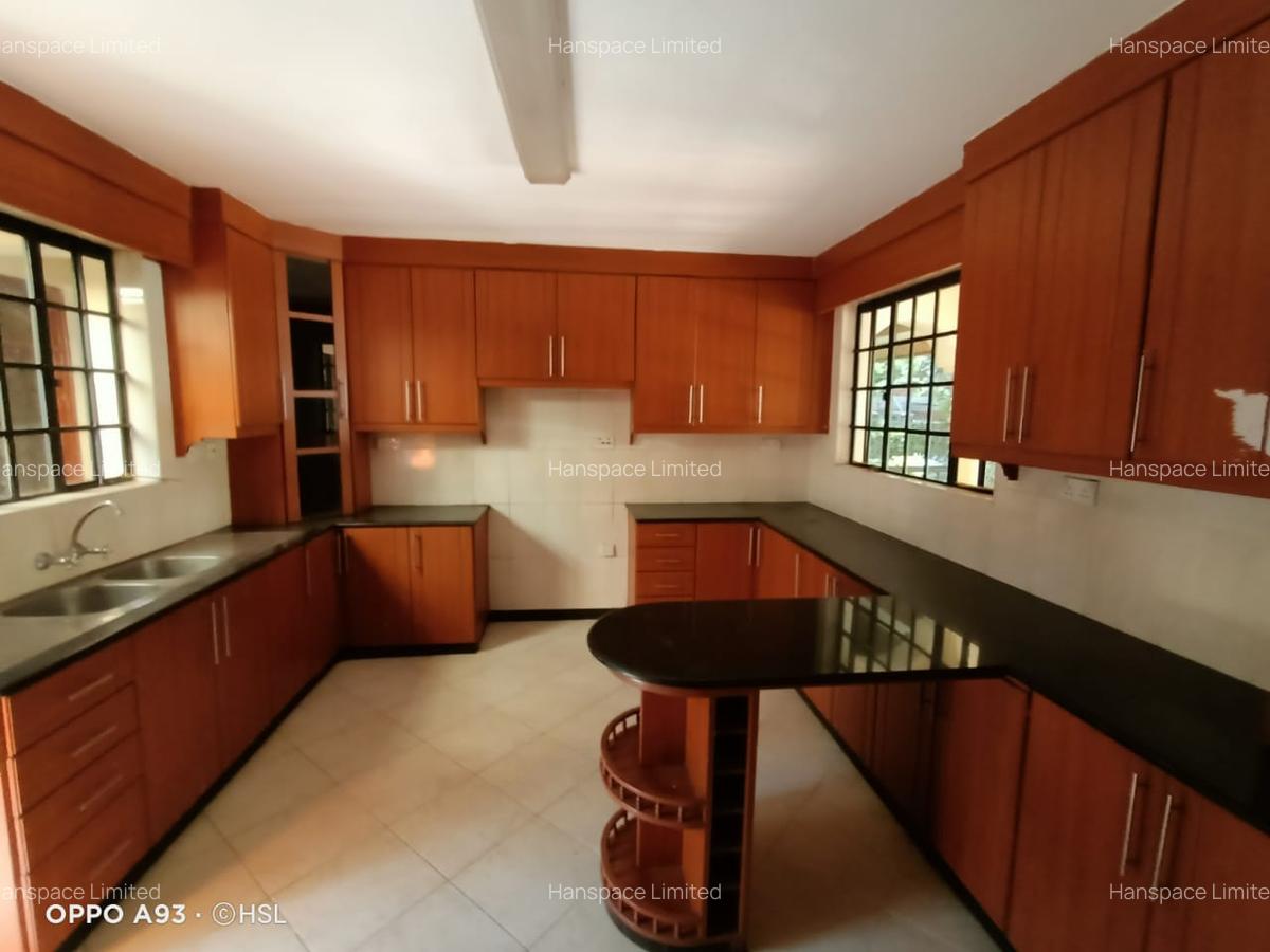 5 Bed Townhouse with Staff Quarters in Kileleshwa - 3