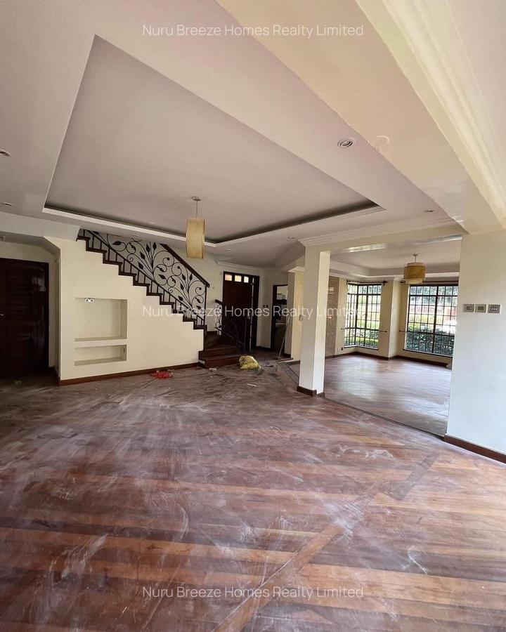 4 Bed Townhouse with En Suite in Lavington - 4
