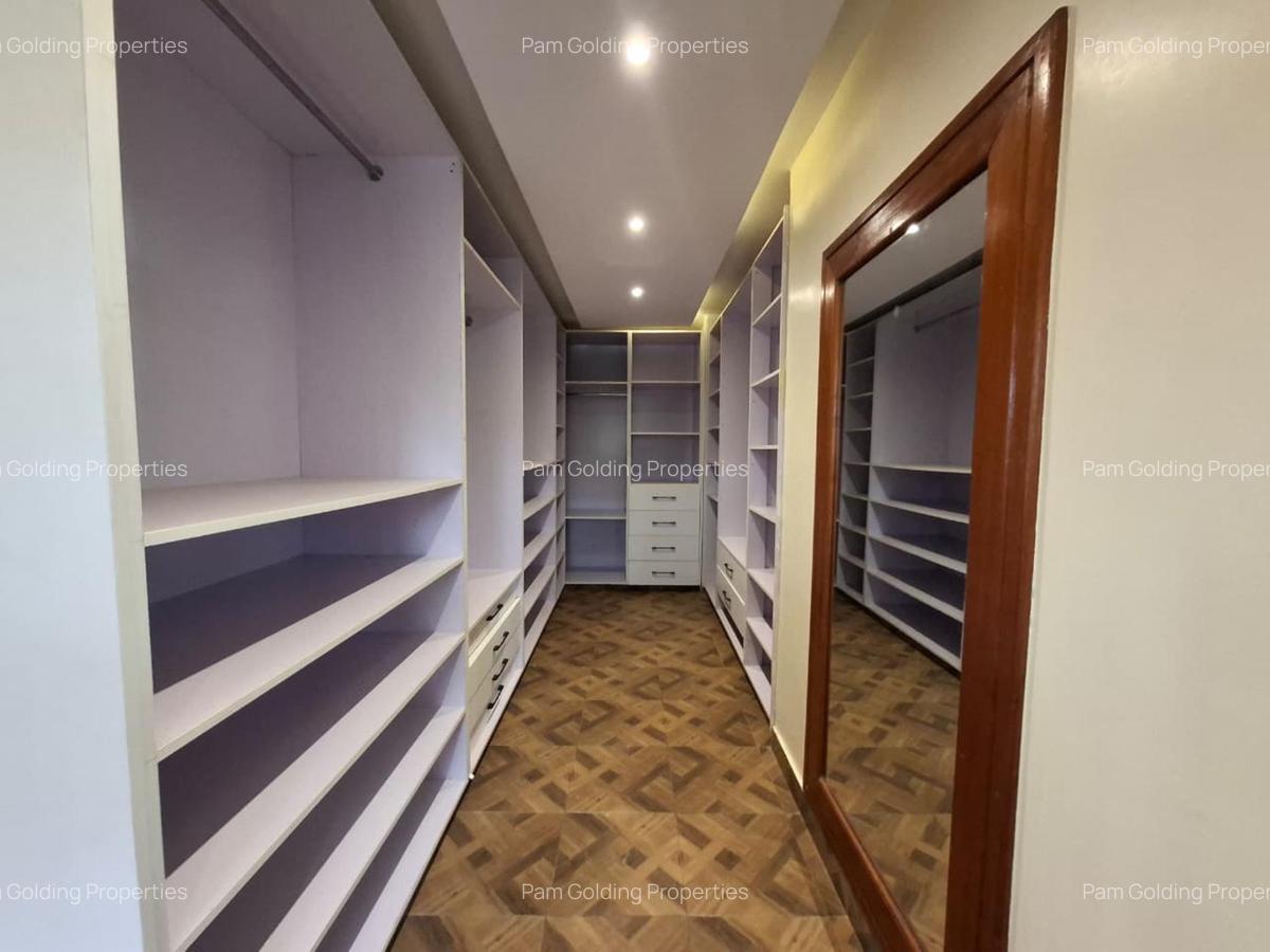 5 Bed Townhouse at Kigwa Road - 7