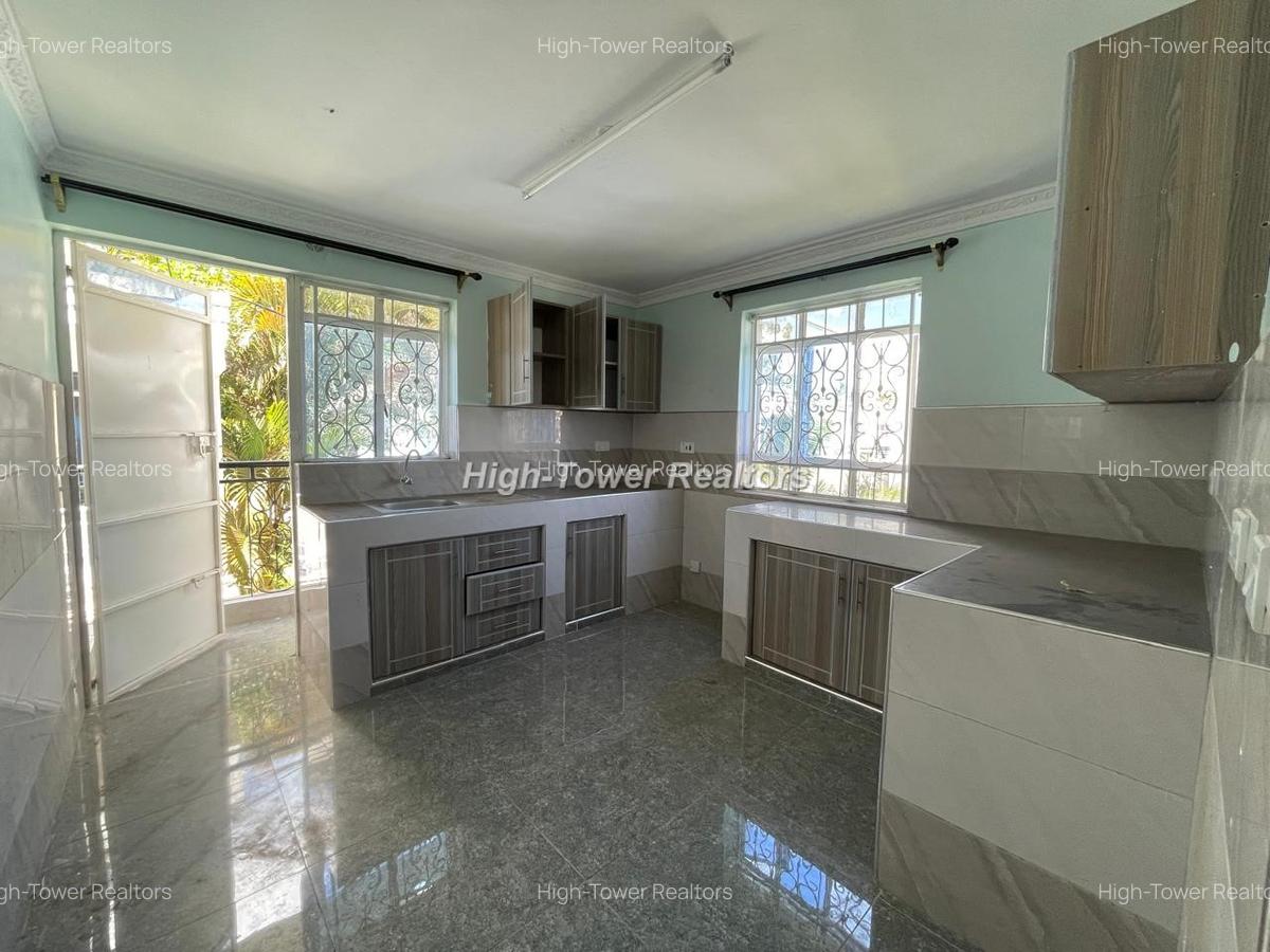 2 Bed House with En Suite in Karen - 4